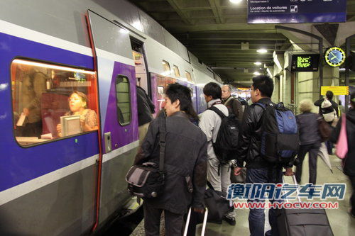 东风标致 新307三厢 2010款