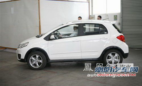 长城小型SUV哈弗M3或定名腾翼C20 上海车展首发