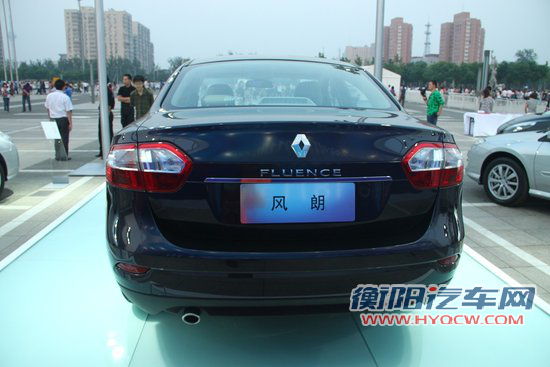 雷诺风朗携手郭富城 上演舞林正传