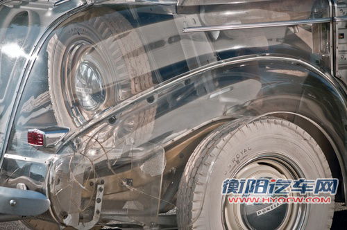 seethroughPontiac_04_1000