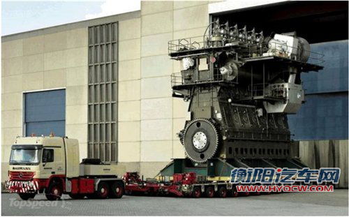 功率达10万马力 巨轮发动机让人开眼界