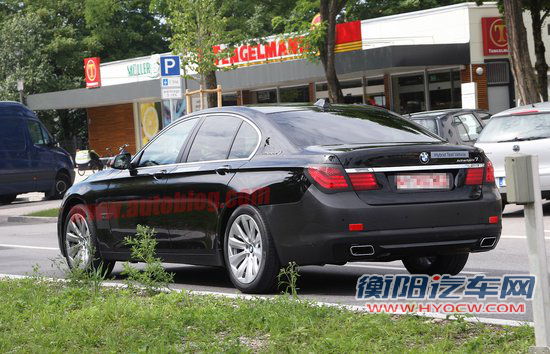或明年北京车展首发 宝马改款7系谍照曝光