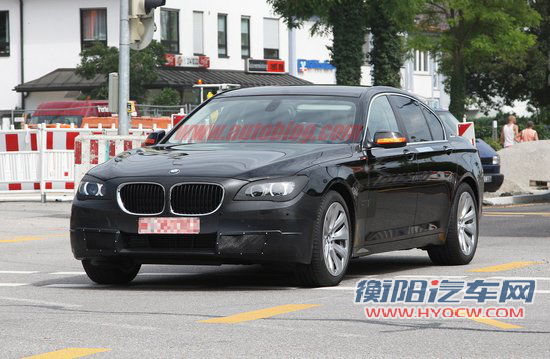 或明年北京车展首发 宝马改款7系谍照曝光