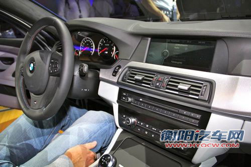 宝马全新M5正式亮相
