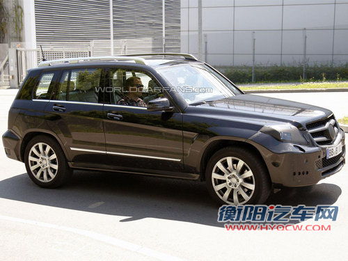 更换引擎将明年发布 2012款奔驰GLK谍照