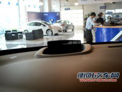 浪漫绅士遇歌舞少年 标致508对比起亚K5