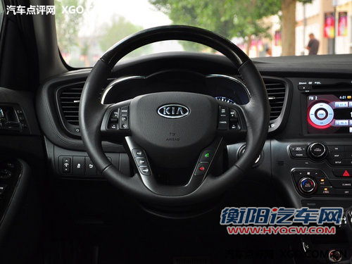 浪漫绅士遇歌舞少年 标致508对比起亚K5