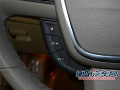 浪漫绅士遇歌舞少年 标致508对比起亚K5