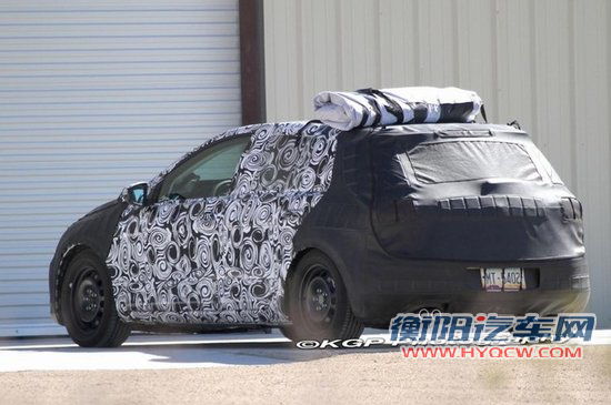 高尔夫7 GTI测试原型车首次曝光 尺寸更大