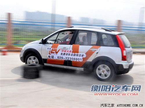 东风 风行汽车 景逸 2011款 lv 1.5 手动豪华型