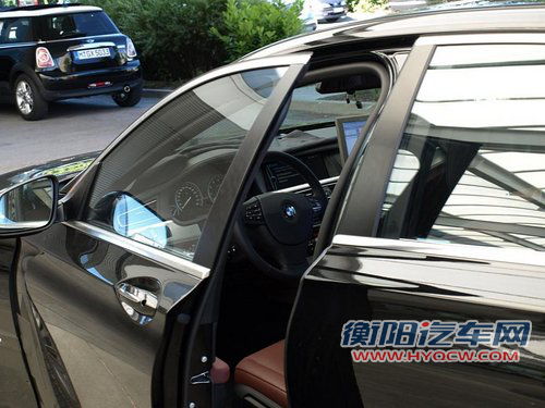 改款宝马7系混动谍照 内饰曝光/V8配混动