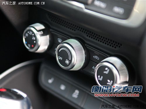 奥迪 奥迪(进口) 奥迪a1 2012款 1.4 tfsi ego