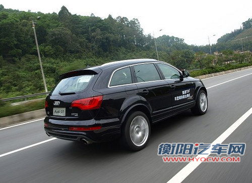 试驾评测2012款奥迪Q7 3.0TDI 突破科技 试驾评测2012款奥迪Q7 3.0TDI 突破科技