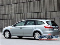 福特 福特(进口) 蒙迪欧-致胜(海外) 2010款 旅行版 福特 福特(进口) 蒙迪欧-致胜(海外) 2010款 旅行版