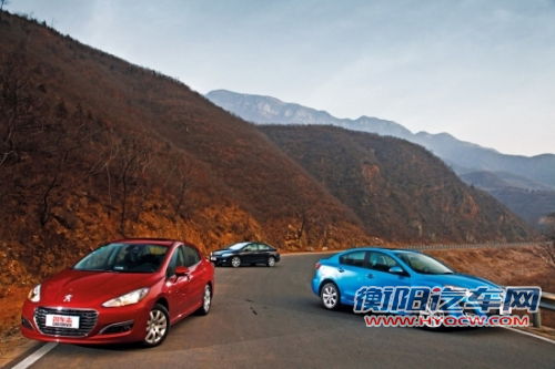 平淡实力派 思域VS星骋三厢VS标致308