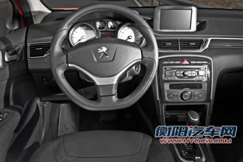 点击查看原图 平淡实力派 思域VS星骋三厢VS标致308