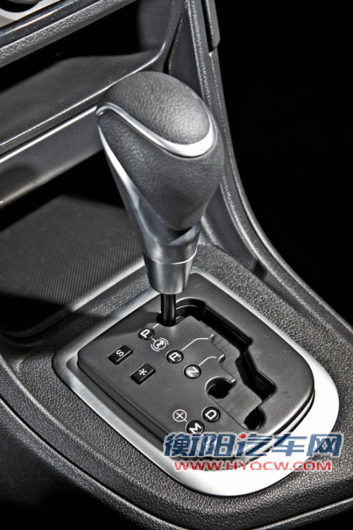 点击查看原图 平淡实力派 思域VS星骋三厢VS标致308