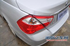 谁更具合资品质? 启辰D50对比风神A60