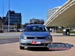 就看性价比 四款紧凑车入门车型配置对比