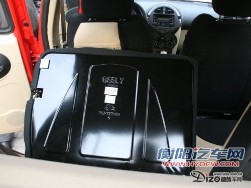 点击查看原图 无惧堵车 三款只占半个车位经典小车推荐