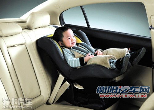 一起来关注! 从热议事件谈儿童乘车安全