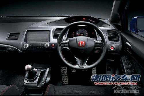 对抗 六代高尔夫GTI VS 2012款福克斯ST