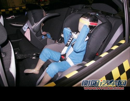 谁更安全 三款热销紧凑车型安全碰撞对比