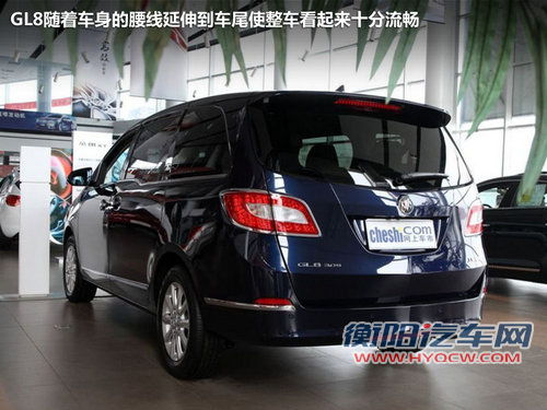 售价相差不到5千元 艾力绅/GL8如何选择