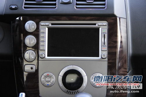 硬派SUV推荐 关键时刻不会被大车压扁 硬派SUV推荐 关键时刻不会被大车压扁