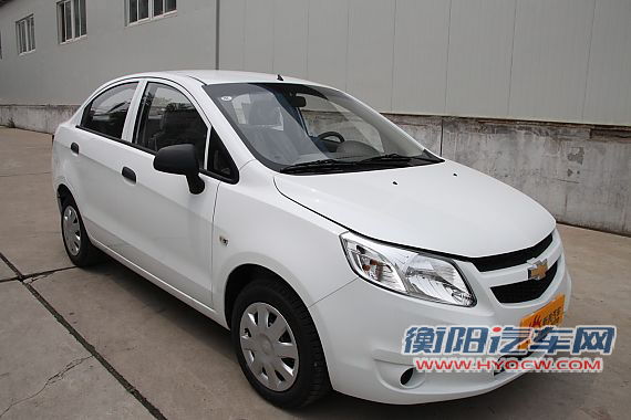 车辆外观及外部细节