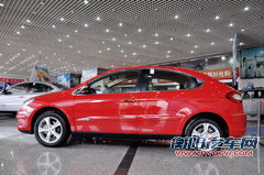 奇瑞A3两厢1.6L 手动 进取型正侧图片