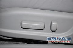 本田思域1.8L VTi豪华自动导航版座椅调节图片