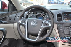 别克君威2.4L SIDI旗舰版OnStar方向盘图片