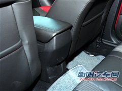 同基因不同性格 福克斯对比马自达3星骋