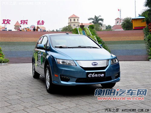 比亚迪 比亚迪 比亚迪e6 2012款 先行者