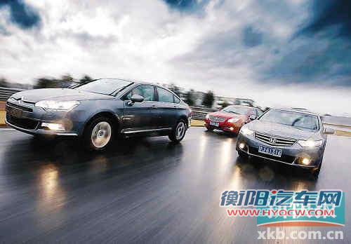 雨天行车清晰视线招数 拥有“火眼金睛” 雨天行车清晰视线招数 拥有“火眼金睛”