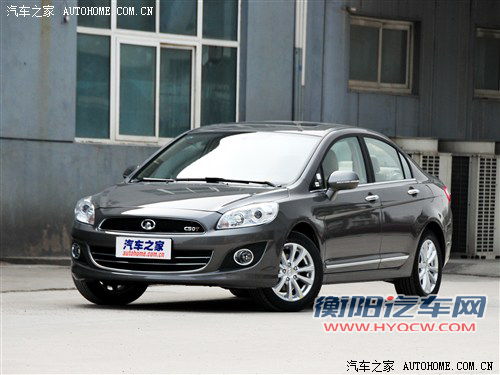 自主新势力的较量 长安逸动对比长城C50