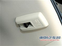 本田 东风本田 本田cr-v 2012款 2.4四驱尊贵导航版