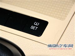 实用性的比拼 大众途安对比丰田逸致