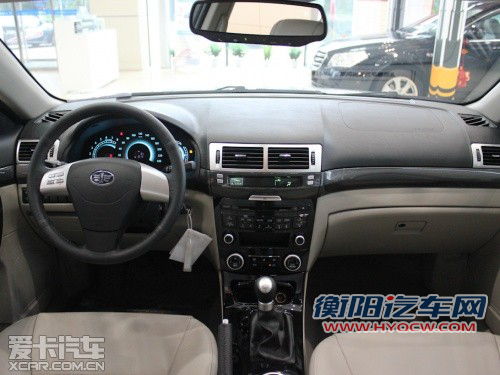 奔腾 2012款奔腾B70