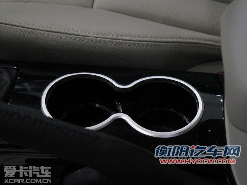 奔腾 2012款奔腾B70