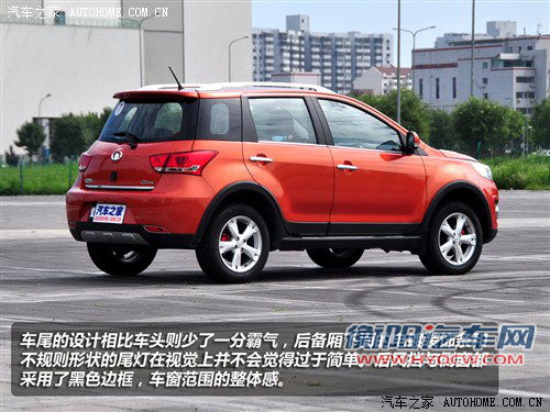 跨界外形是亮点 深入体验长城哈弗M4