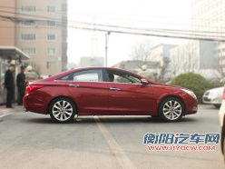 北京现代 2011款索纳塔八