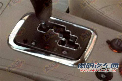 上市在即 全球鹰GX7 6AT版谍照曝光 汽车之家