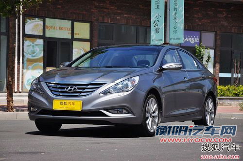 2011款现代索纳塔八 2.0L TOP自动顶级版