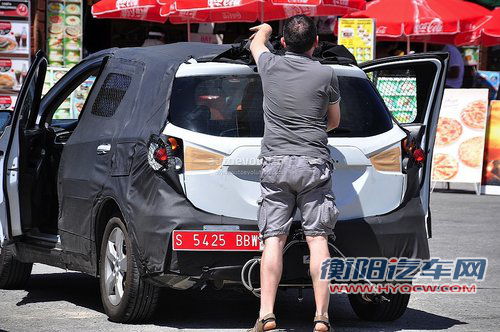 全新铃木SX4谍照 车身加长/尾部首曝光