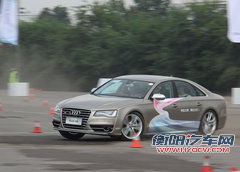 “V8可变V4” 试驾奥迪全新S8/A8L 4.0T