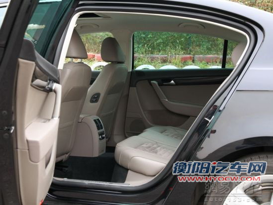 一汽-大众迈腾 2012款 2.0TSI DSG至尊型