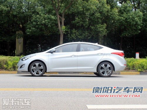 强强之争 现代朗动静态对比大众新朗逸