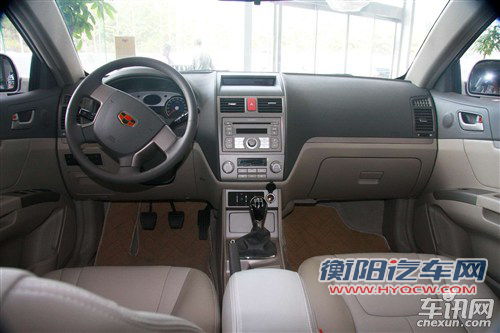 8万元自主实惠大两厢导购 拉得多跑得快